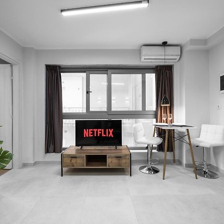 Westay Apartments, The Luxury Suites Thessaloniki Buitenkant foto