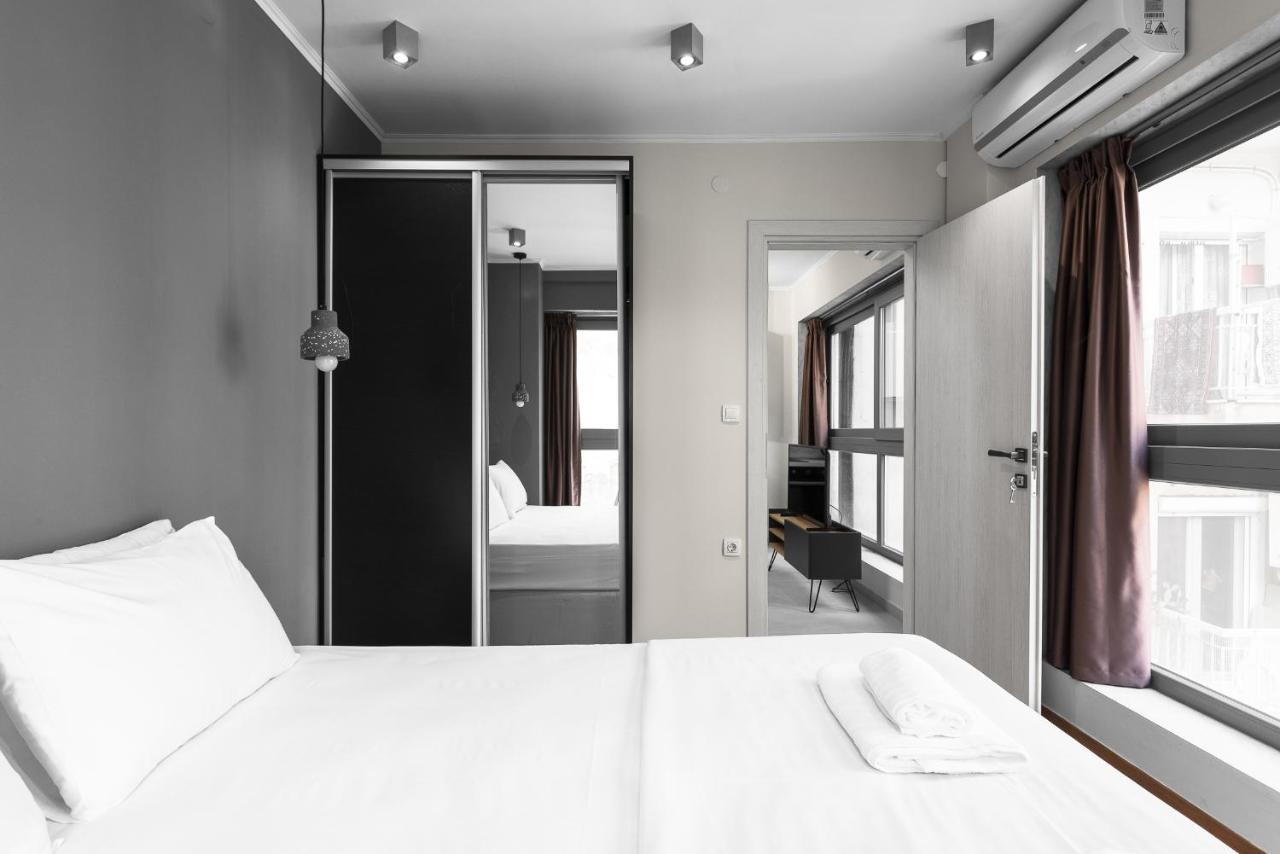 Westay Apartments, The Luxury Suites Thessaloniki Buitenkant foto