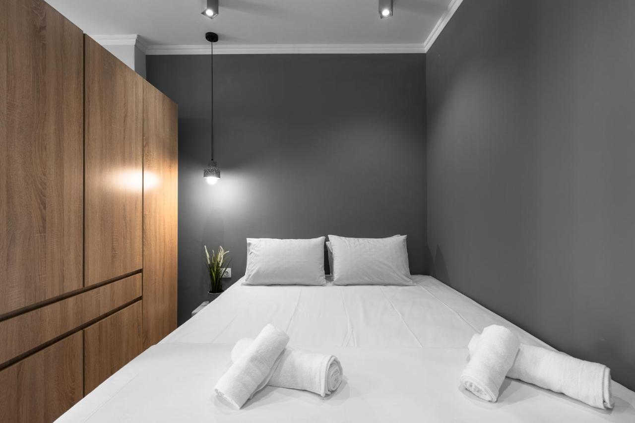 Westay Apartments, The Luxury Suites Thessaloniki Buitenkant foto