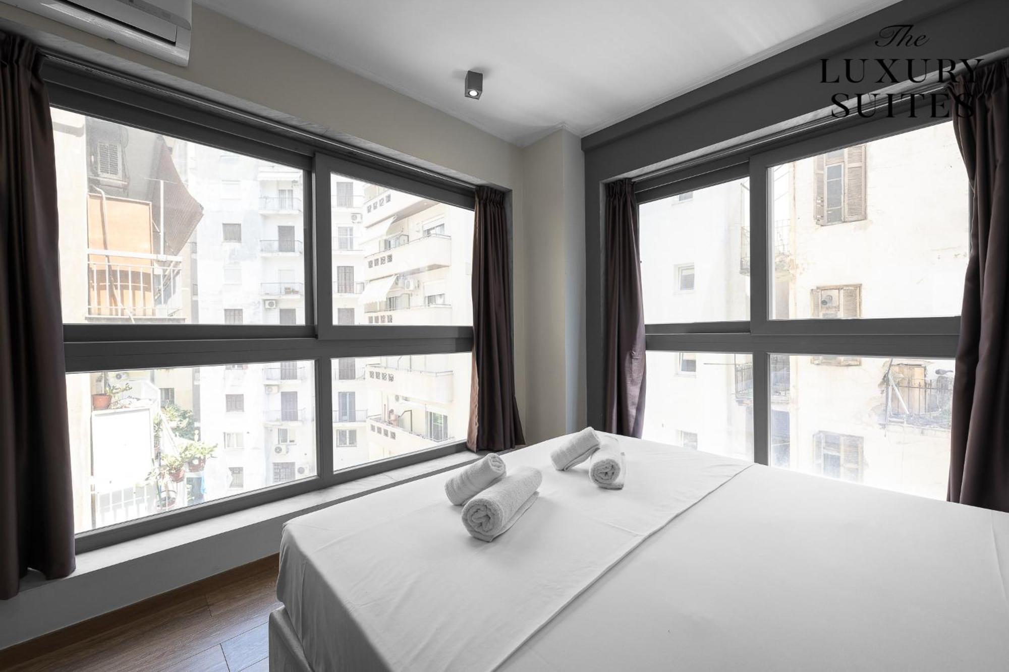 Westay Apartments, The Luxury Suites Thessaloniki Buitenkant foto